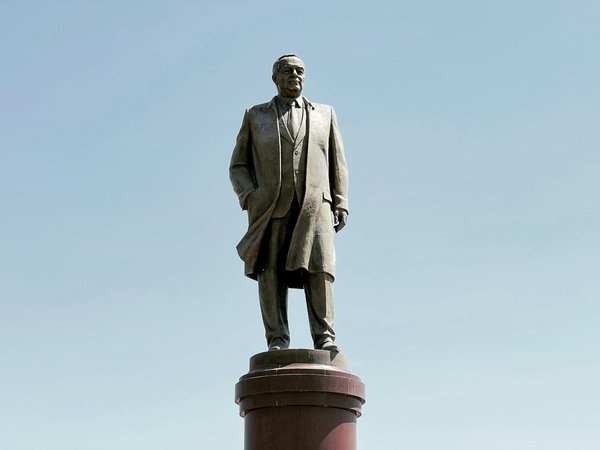 Quels sont les meilleurs sentiers pour une randonnée autour du Mont Fuji, Japon : équipements et conseils ?